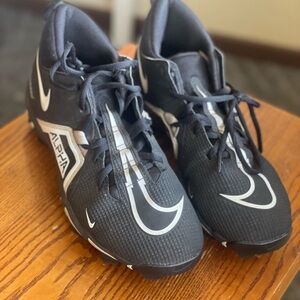 Nike Black and Gray Alpha Cleats men’s 10 football cleats